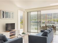 Peppers-Blue-on-Blue-3-Bedroom-Apartment